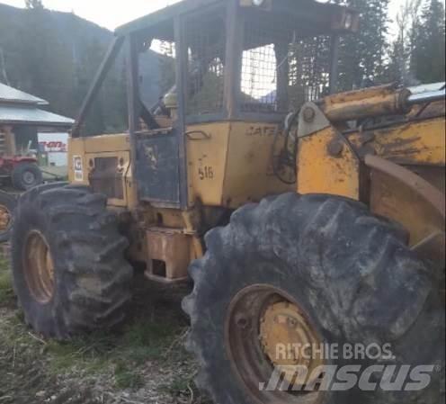 CAT 518 목재스키더