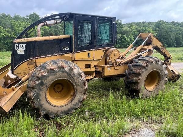 CAT 525 목재스키더