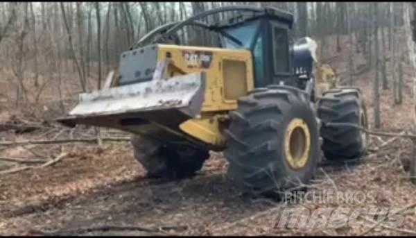 CAT 525D 목재스키더