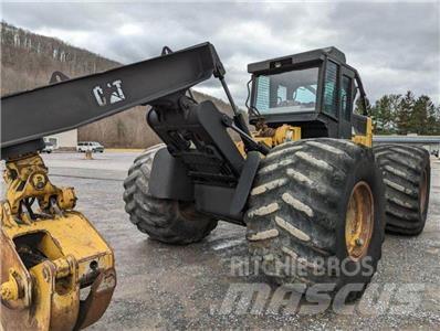 CAT 535C 목재스키더