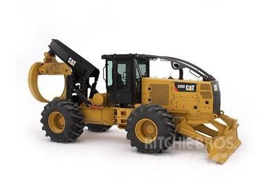 CAT 535D 목재스키더