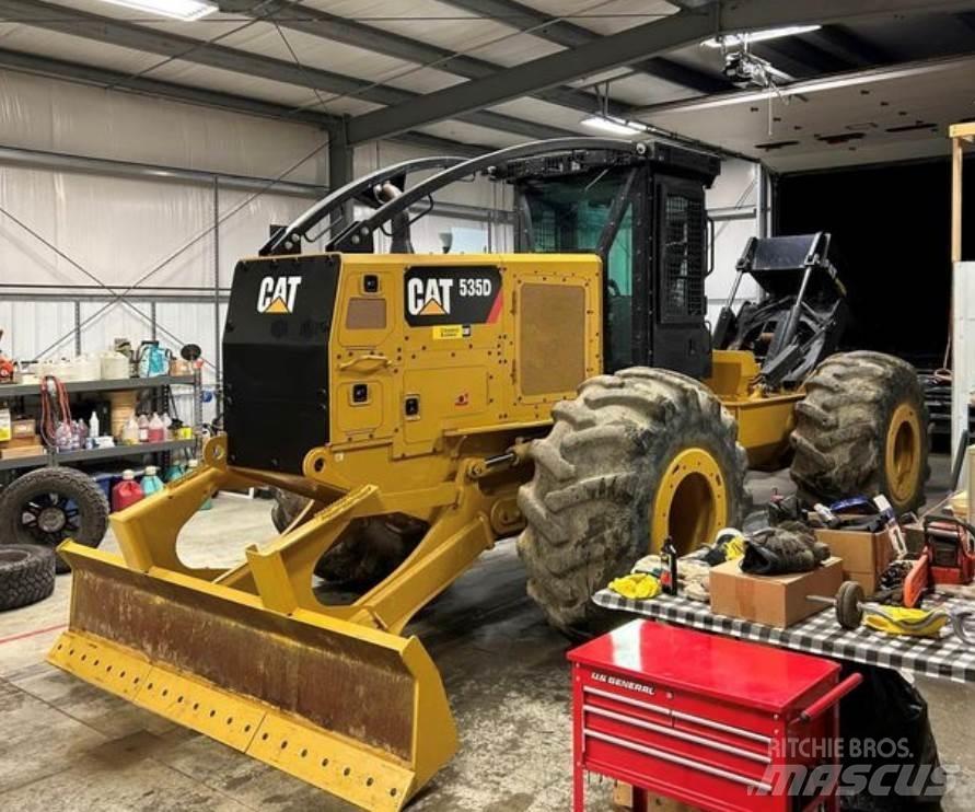 CAT 535D 목재스키더