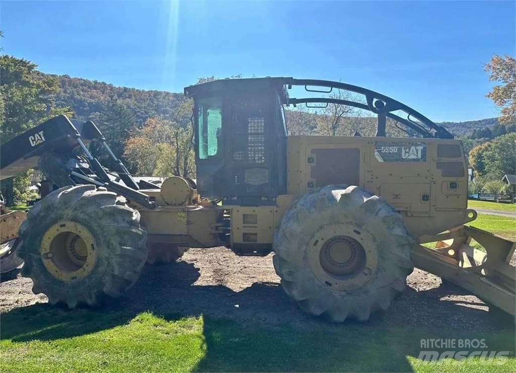 CAT 535D 목재스키더