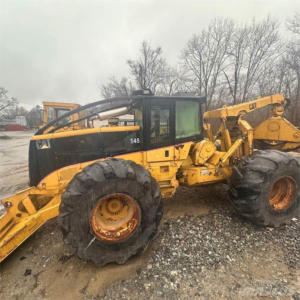 CAT 545 목재스키더