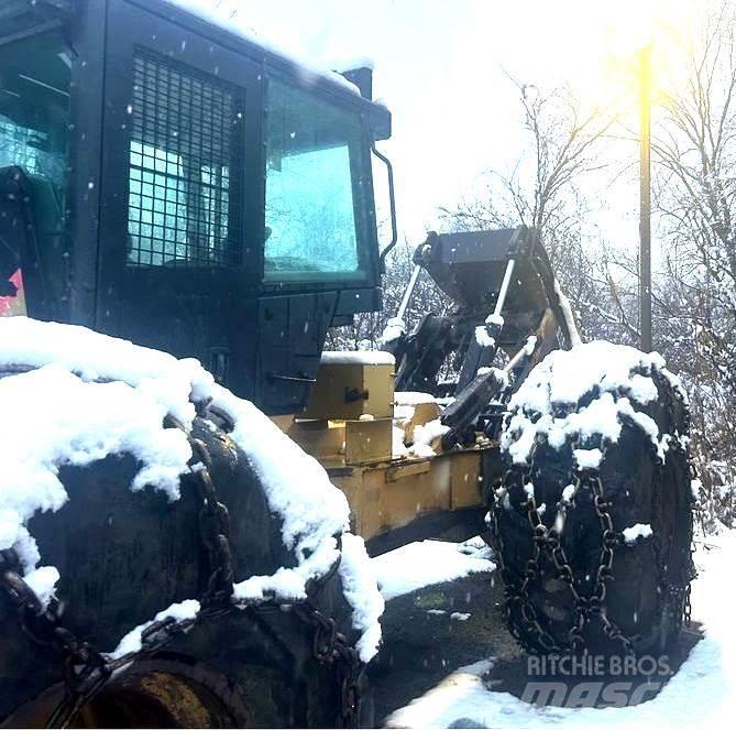 CAT 545C 목재스키더