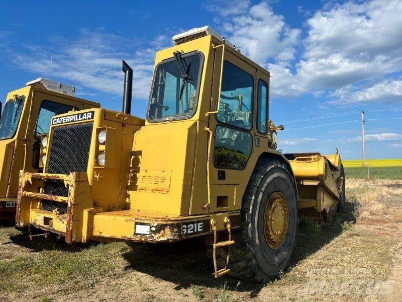 CAT 621E 스크레이퍼