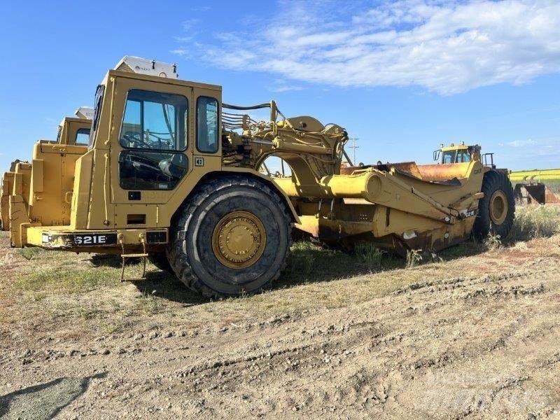 CAT 621E 스크레이퍼