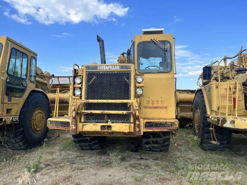 CAT 621E 스크레이퍼