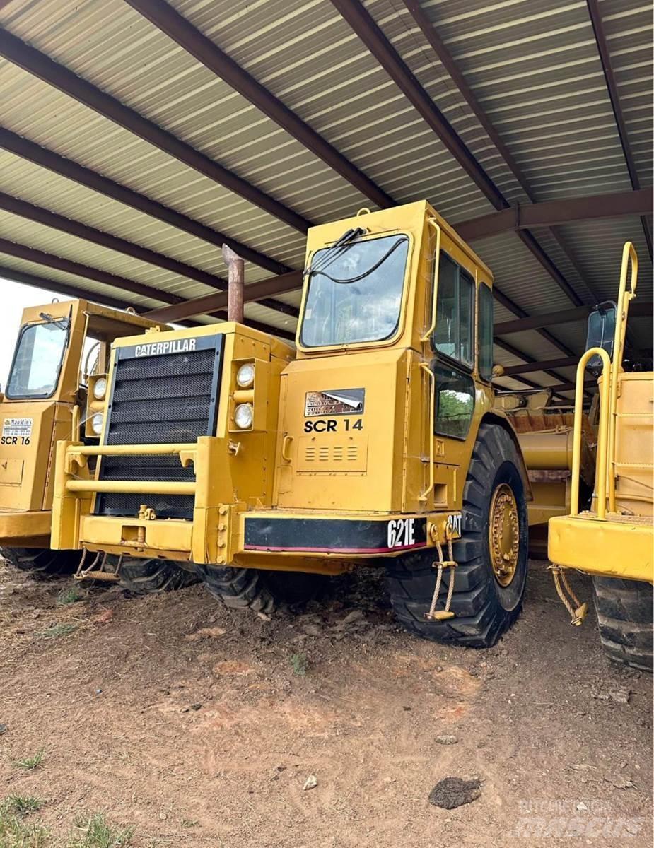 CAT 621E 스크레이퍼