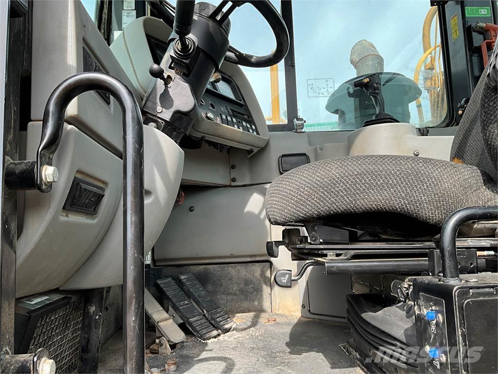 CAT 627G 스크레이퍼