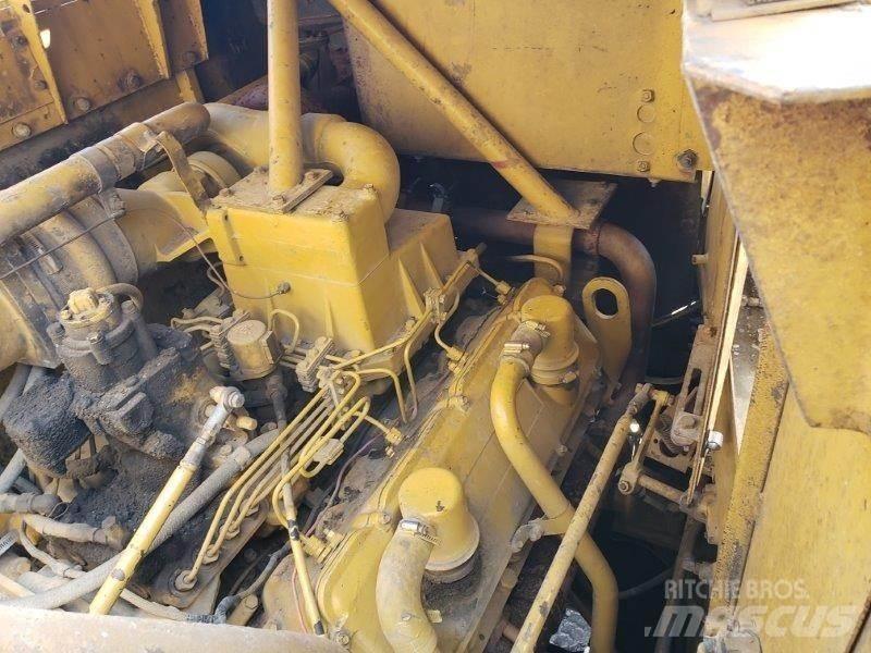 CAT 631D 스크레이퍼