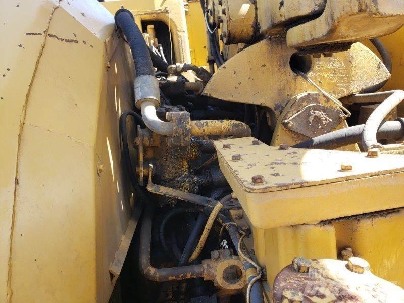 CAT 631D 스크레이퍼