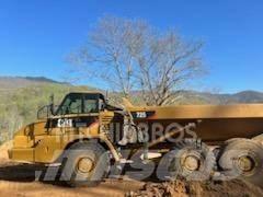 CAT 735 패널 화물차
