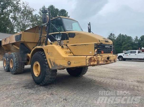 CAT 740 연결식 홀러