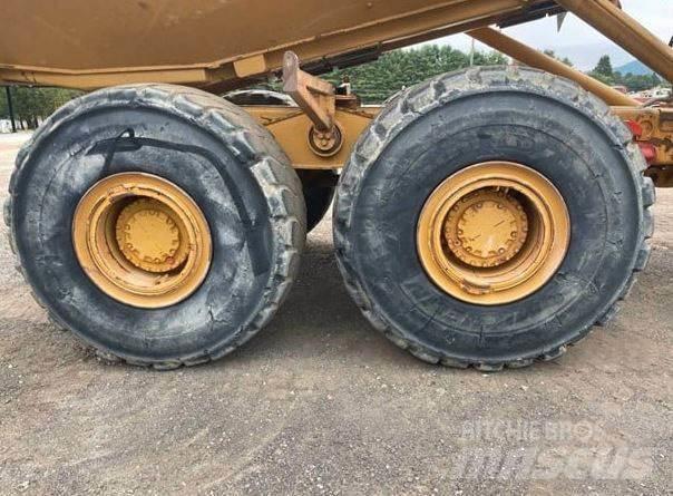 CAT 740 연결식 홀러