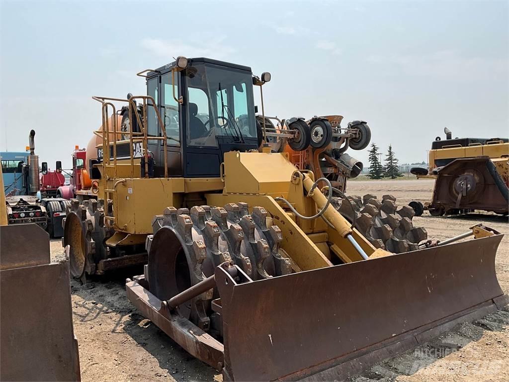 CAT 815F 토양 다짐기