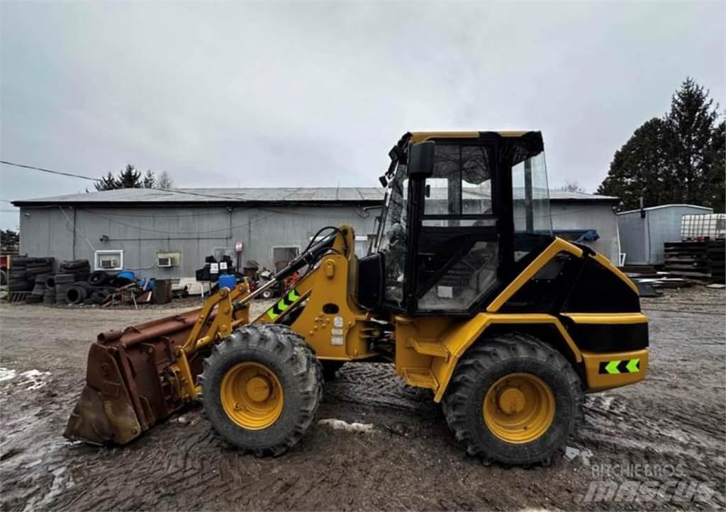 CAT 906  휠로우더