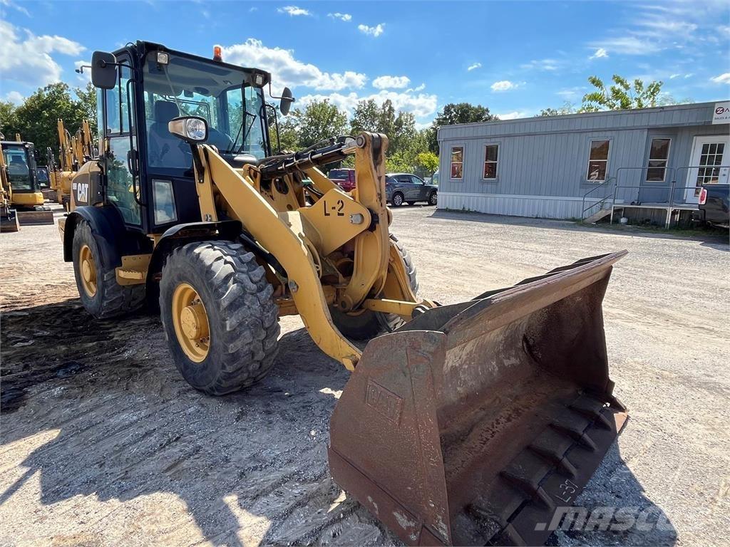 CAT 906  휠로우더