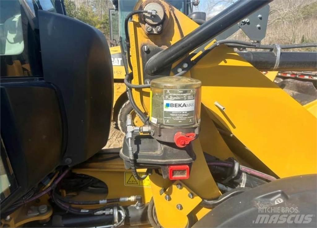 CAT 906M  휠로우더