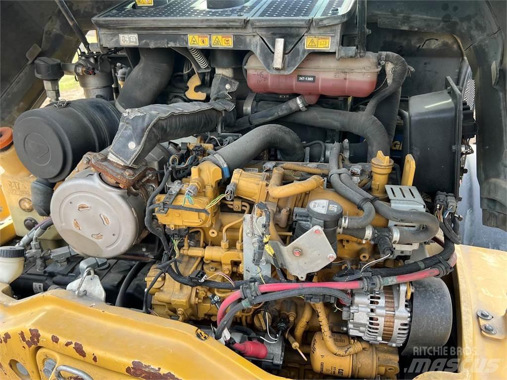 CAT 906M  휠로우더