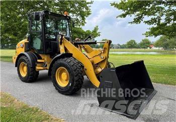 CAT 908M  휠로우더