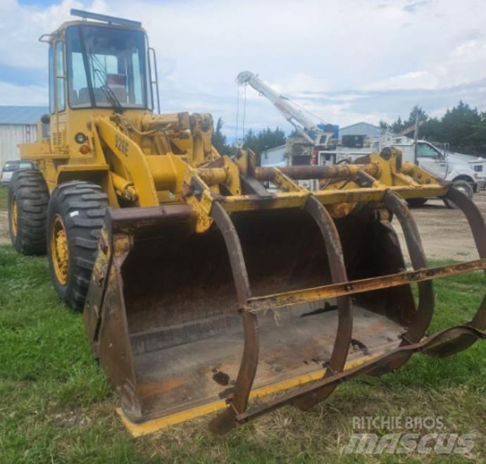 CAT 926E  휠로우더