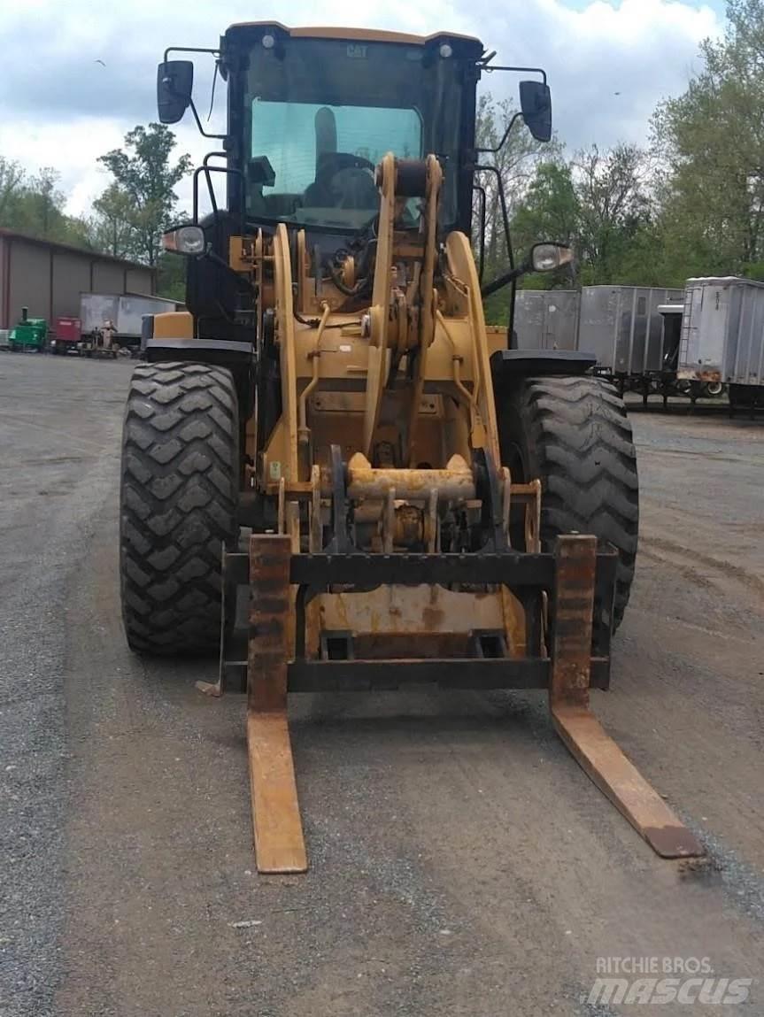 CAT 926M  휠로우더