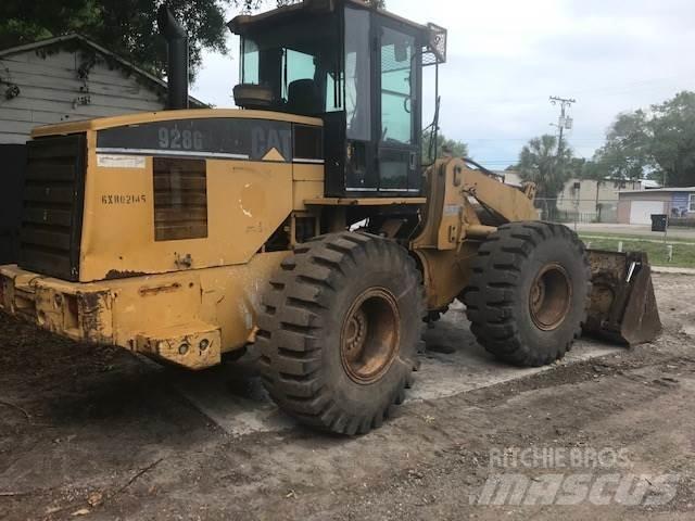 CAT 928G  휠로우더