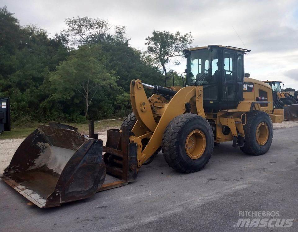 CAT 930M  휠로우더