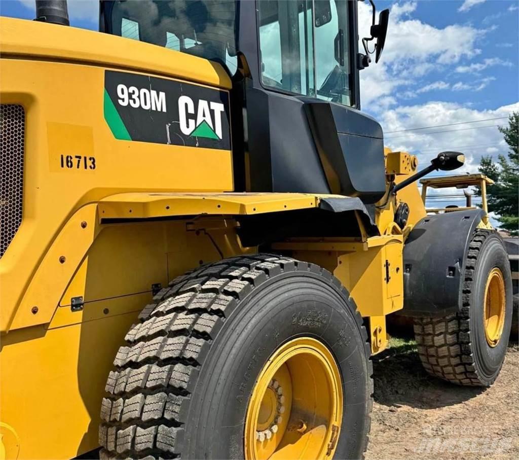 CAT 930M  휠로우더