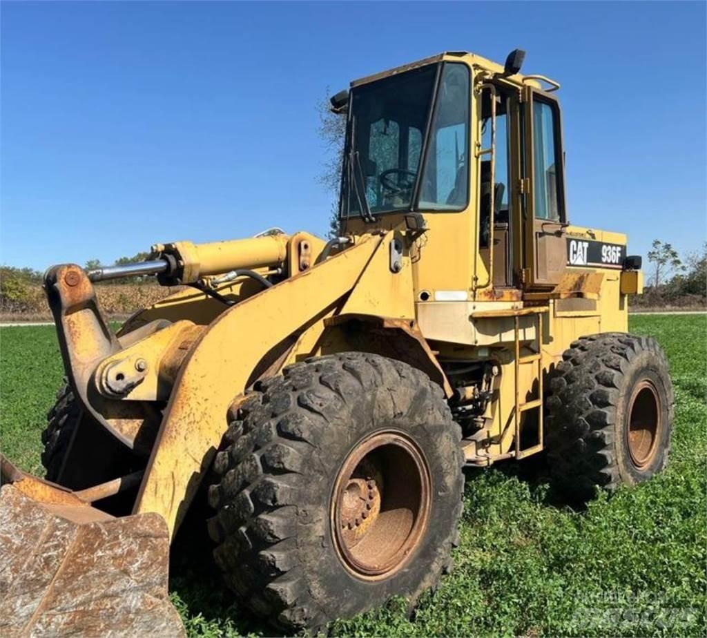 CAT 936F  휠로우더
