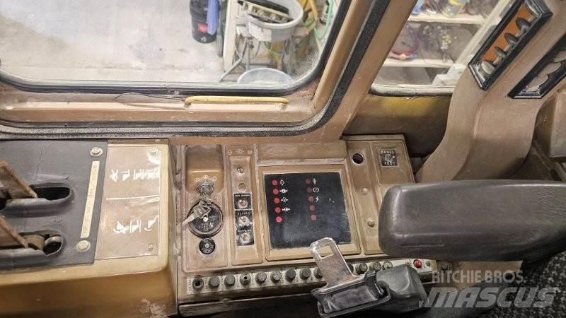 CAT 936F  휠로우더