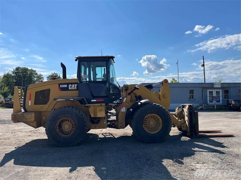 CAT 938M  휠로우더
