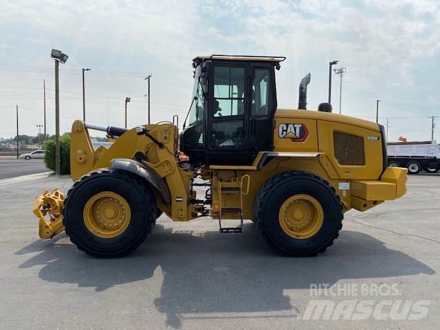 CAT 938M  휠로우더
