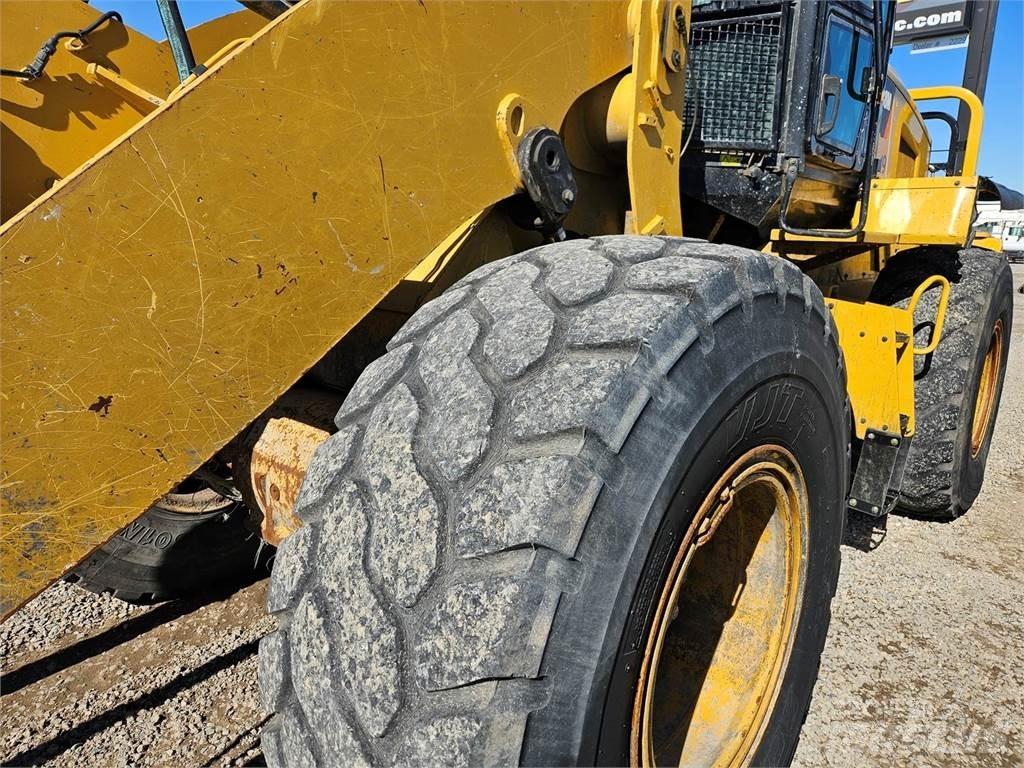 CAT 938M  휠로우더