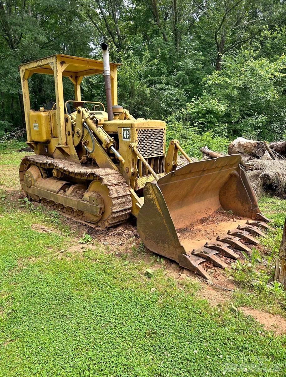CAT 951C 궤도식 로우더