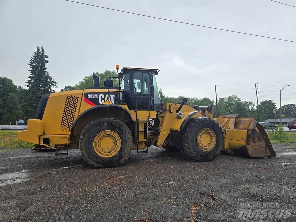 CAT 982M  휠로우더