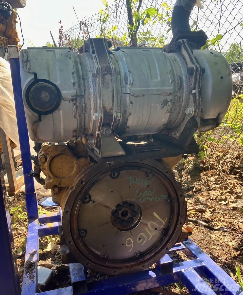 CAT C3.3B 엔진