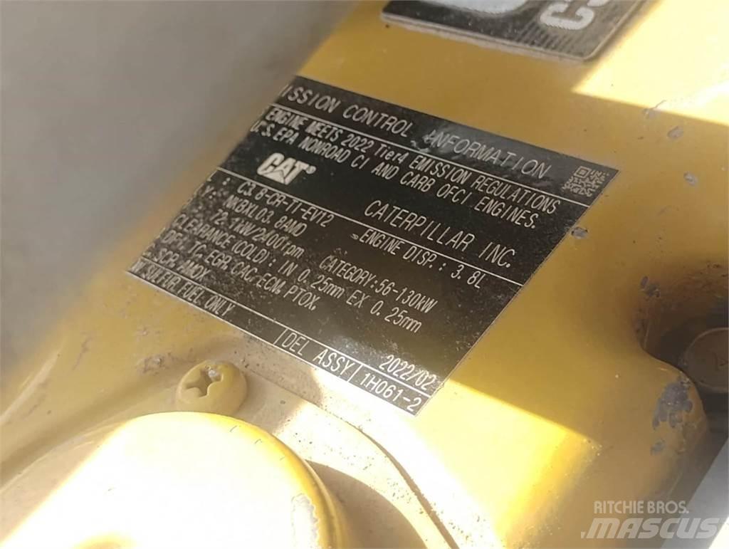 CAT C3.8 엔진