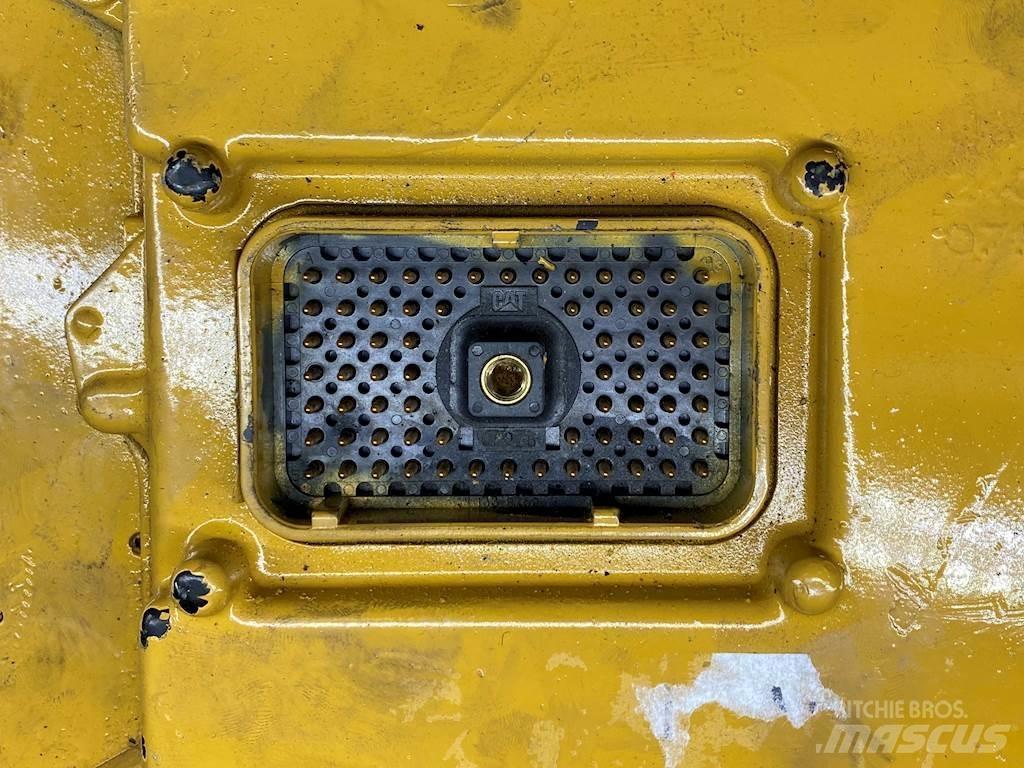 CAT C7 엔진