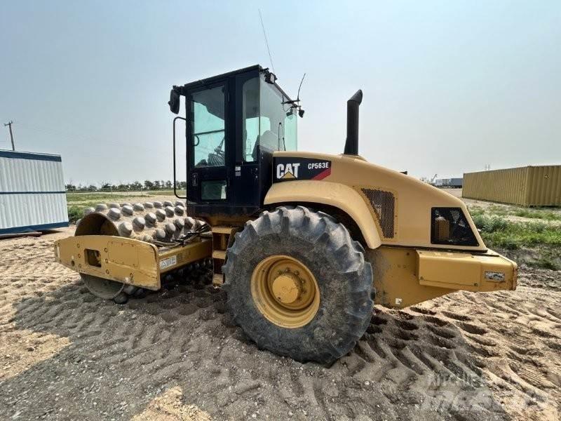 CAT CP563E 토양 다짐기