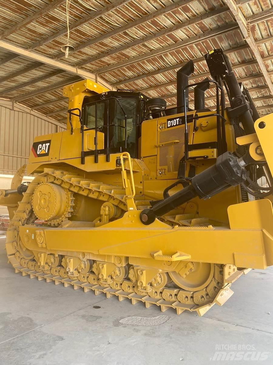 CAT D10T2 크롤러 도저