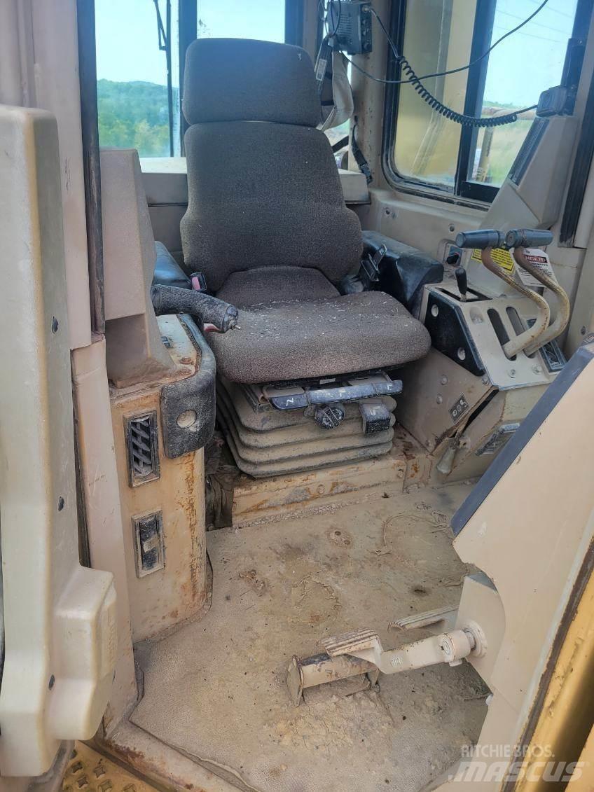CAT D11N 크롤러 도저