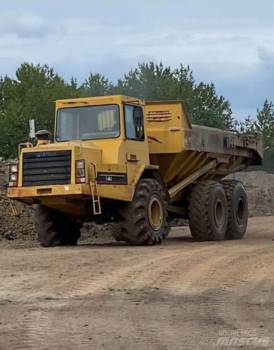 CAT D250B 연결식 홀러