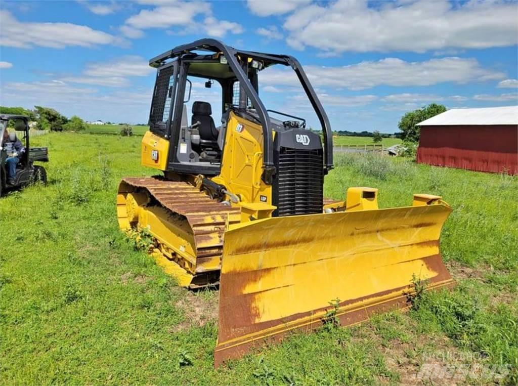 CAT D3 크롤러 도저