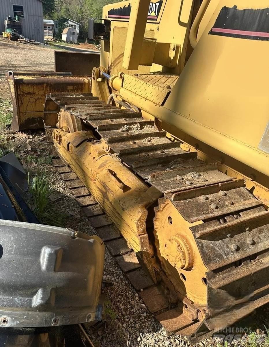 CAT D3B 크롤러 도저