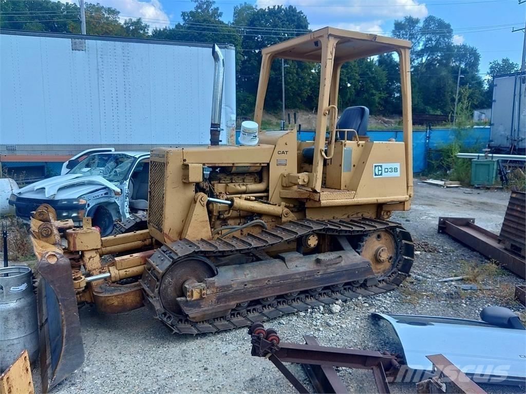 CAT D3B 크롤러 도저