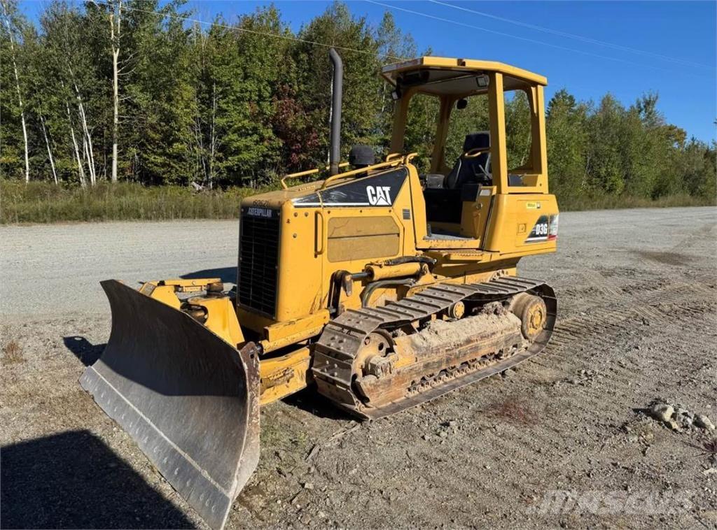 CAT D3G XL 크롤러 도저