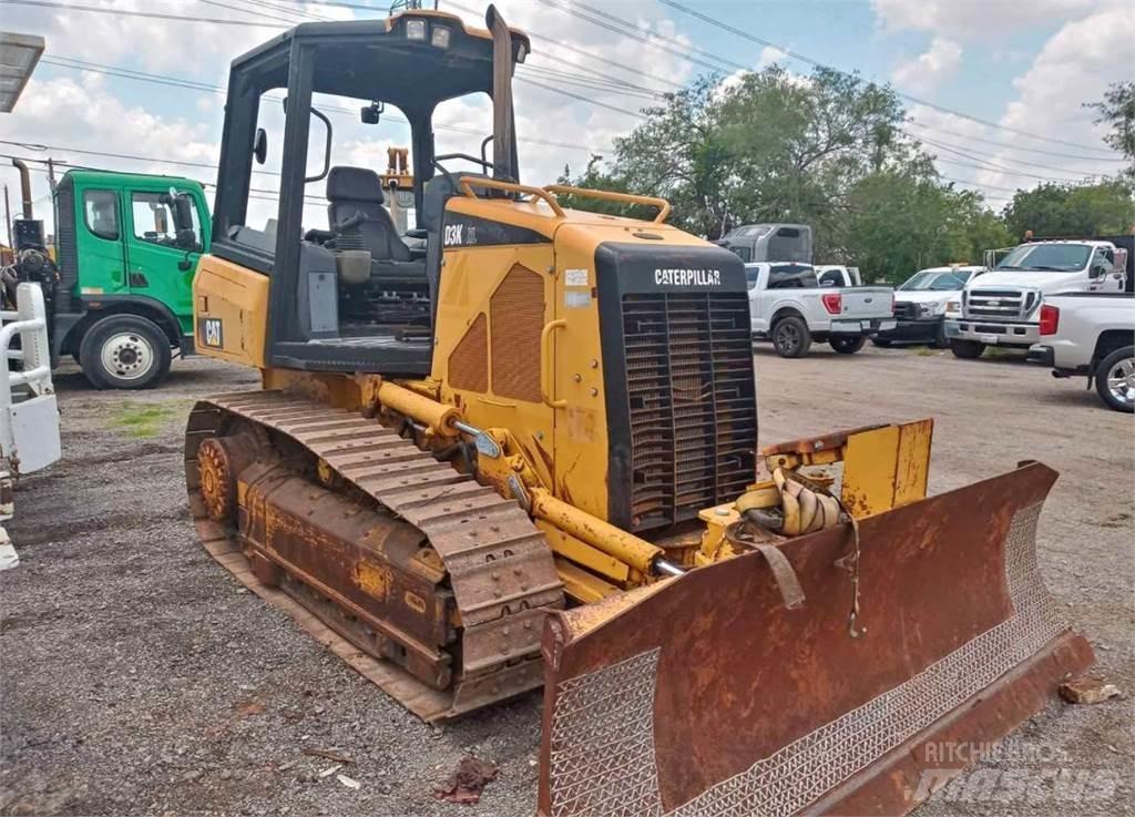 CAT D3K XL 크롤러 도저
