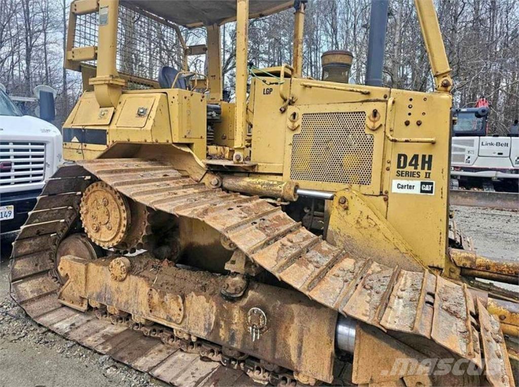 CAT D4H II 크롤러 도저